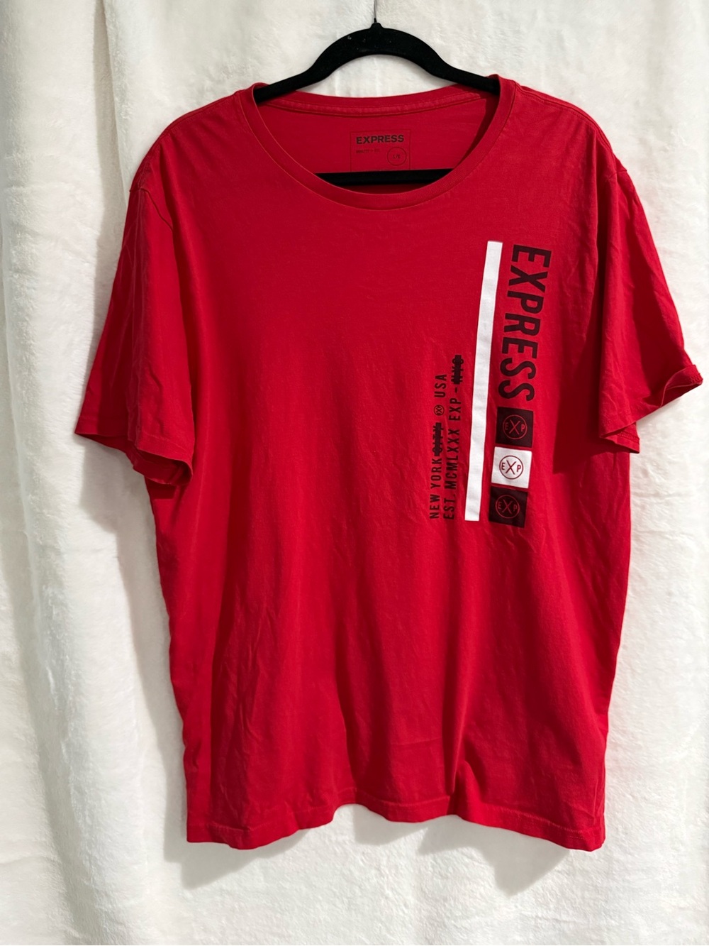 Express Men’s Red Graphic Short Sleeve Crew Tee